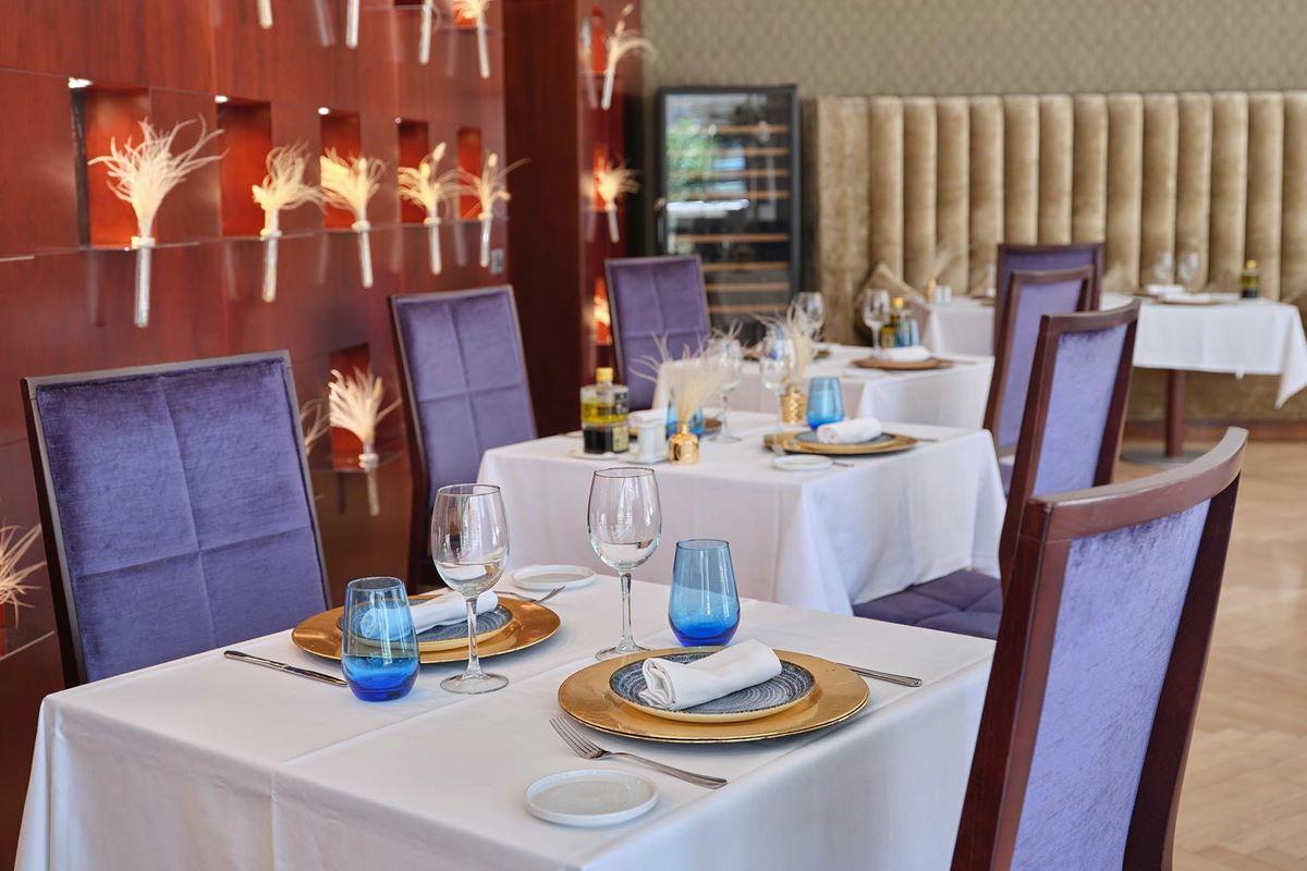 Eurostars Grand Marina Hotel Gl Barcelona Ngoại thất bức ảnh The restaurant