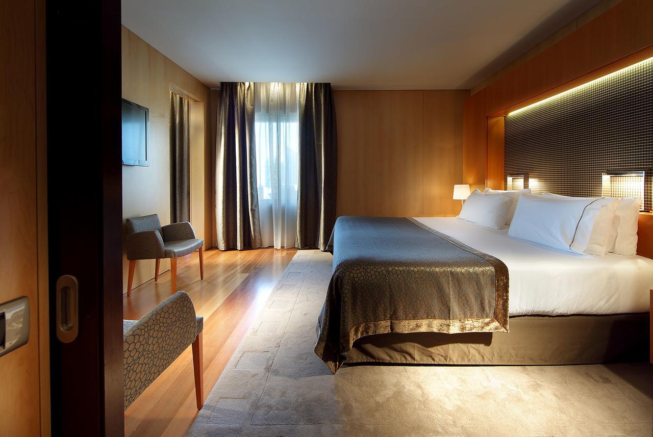 Eurostars Grand Marina Hotel Gl Barcelona Ngoại thất bức ảnh A room at the hotel