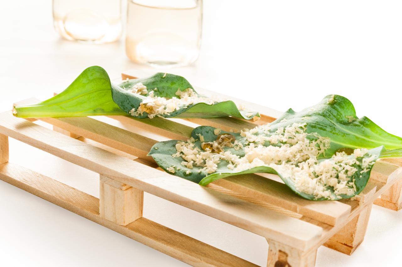 Eurostars Grand Marina Hotel Gl Barcelona Ngoại thất bức ảnh A dish of gorgonzola